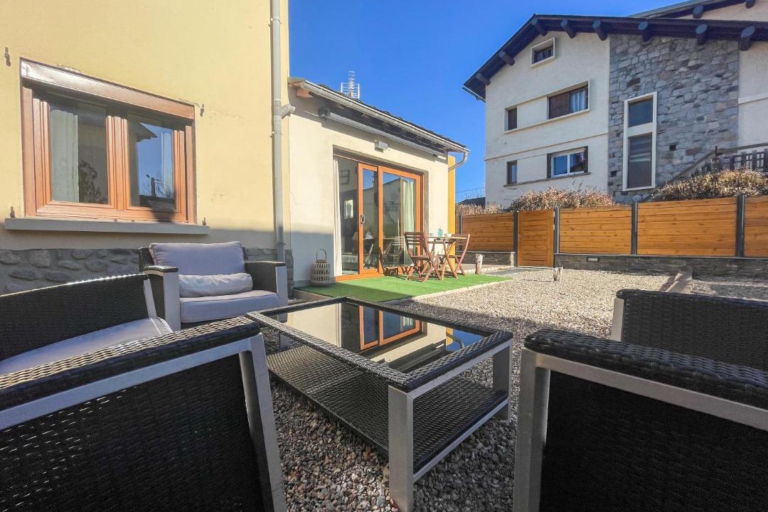 Photo of Patio Balcony in Bourg-Madame