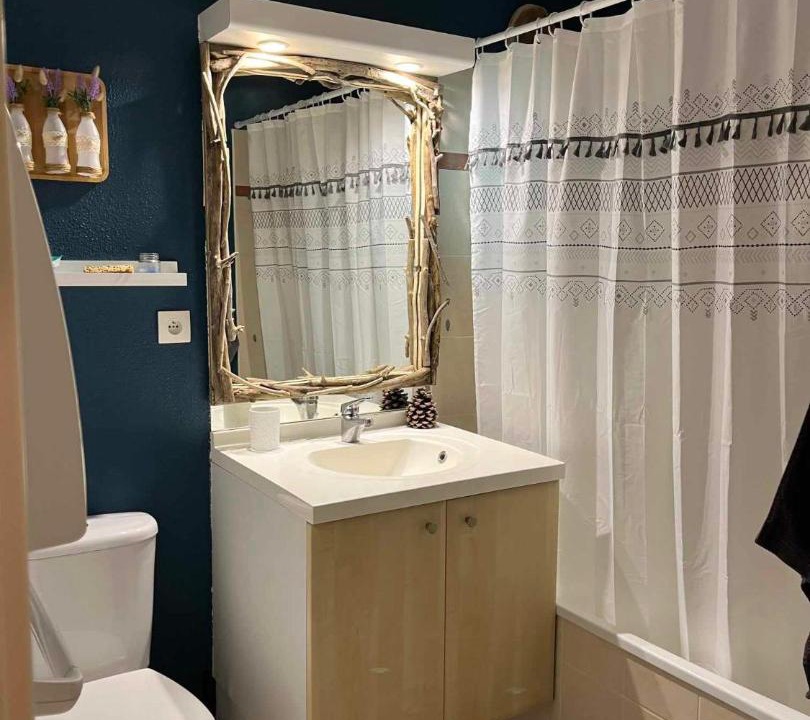 Photo of Bathroom in Marans