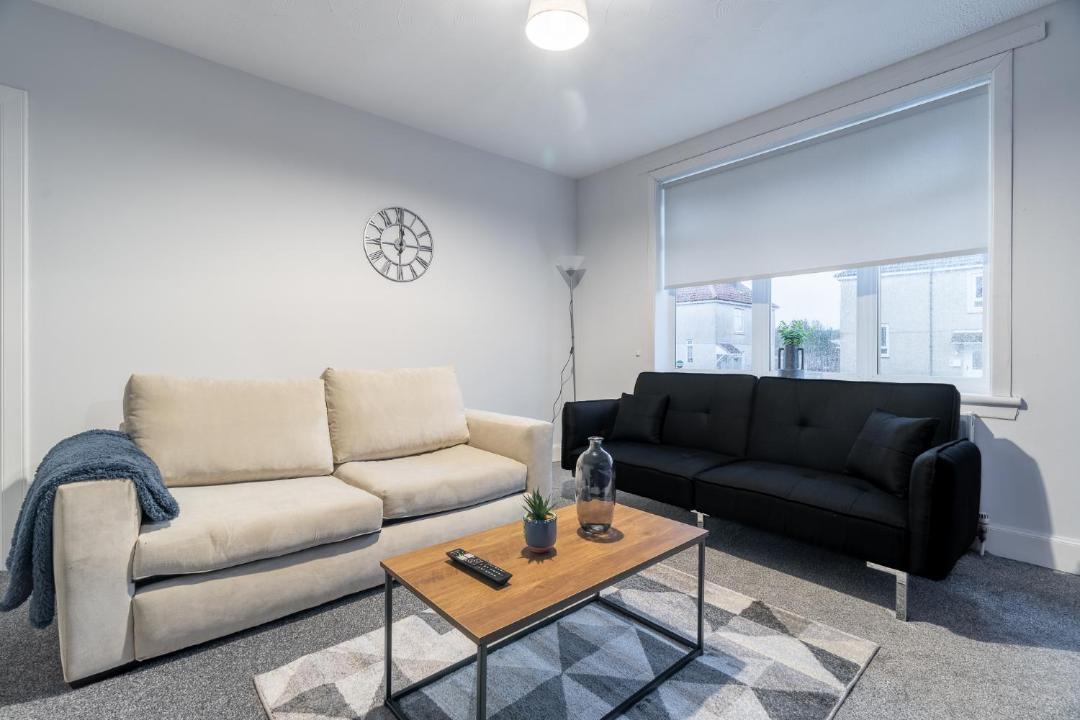 Photo of Others in Shotts