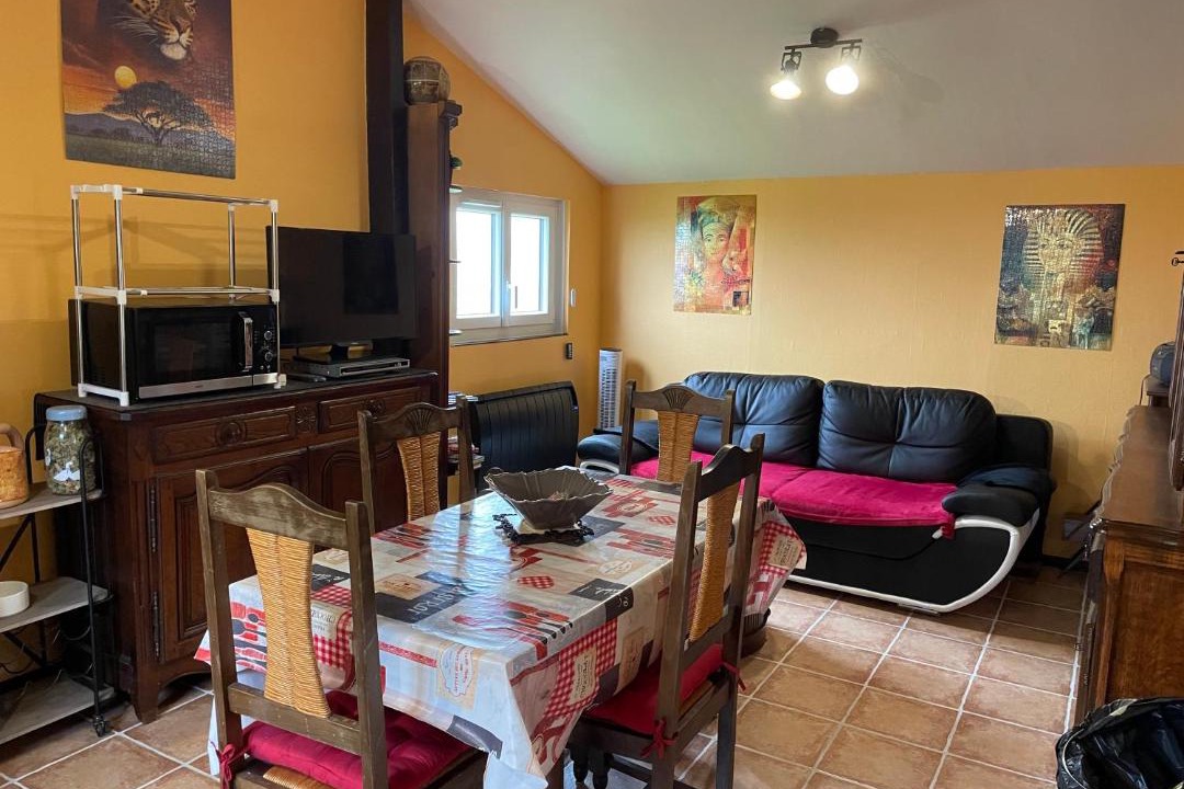 Photo of Others in Budeliere