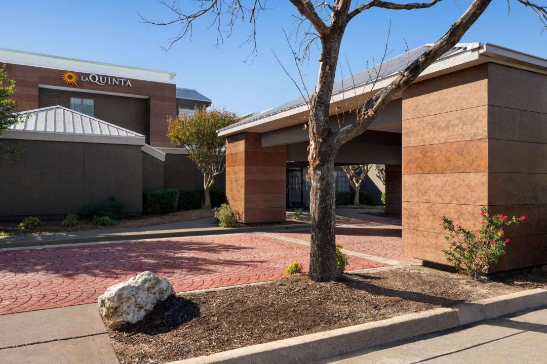 Photo of Buildings in Round Rock