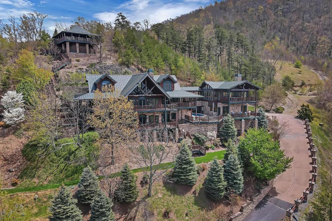 Photo of Others in Smoky Mountains