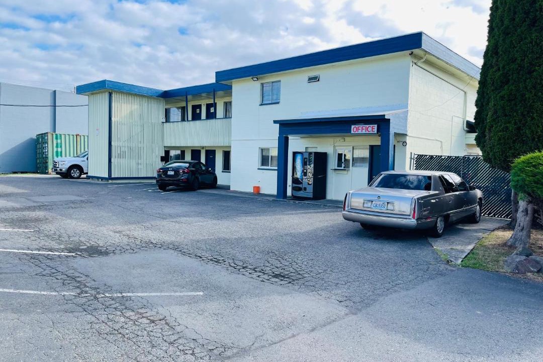 Photo of Others in Auburn