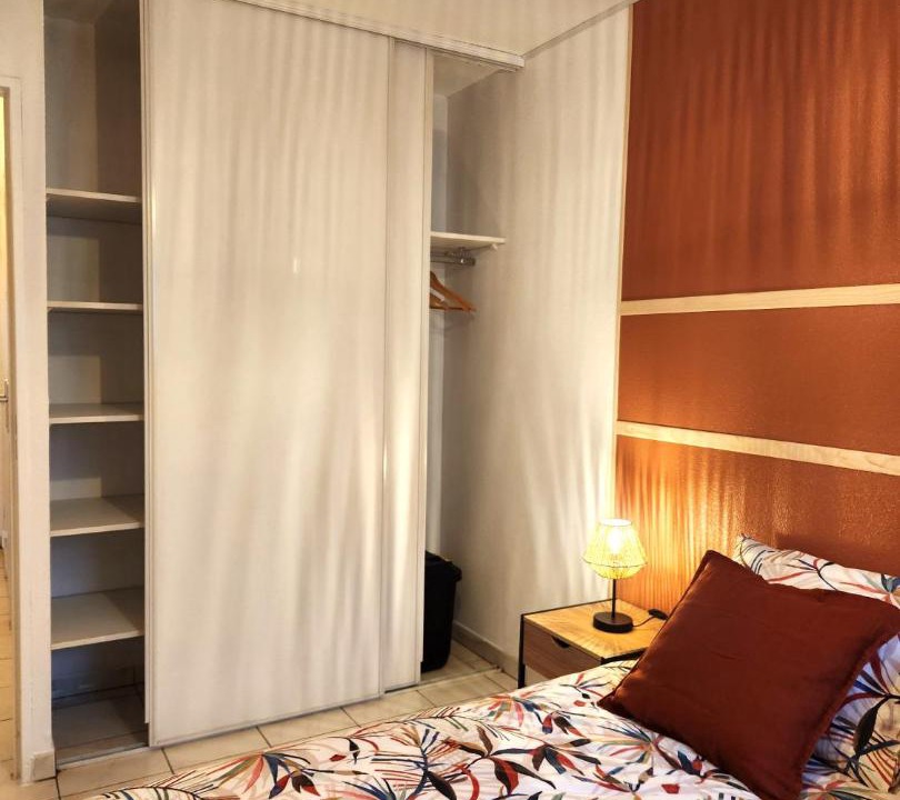 Photo of Bedroom in Begles