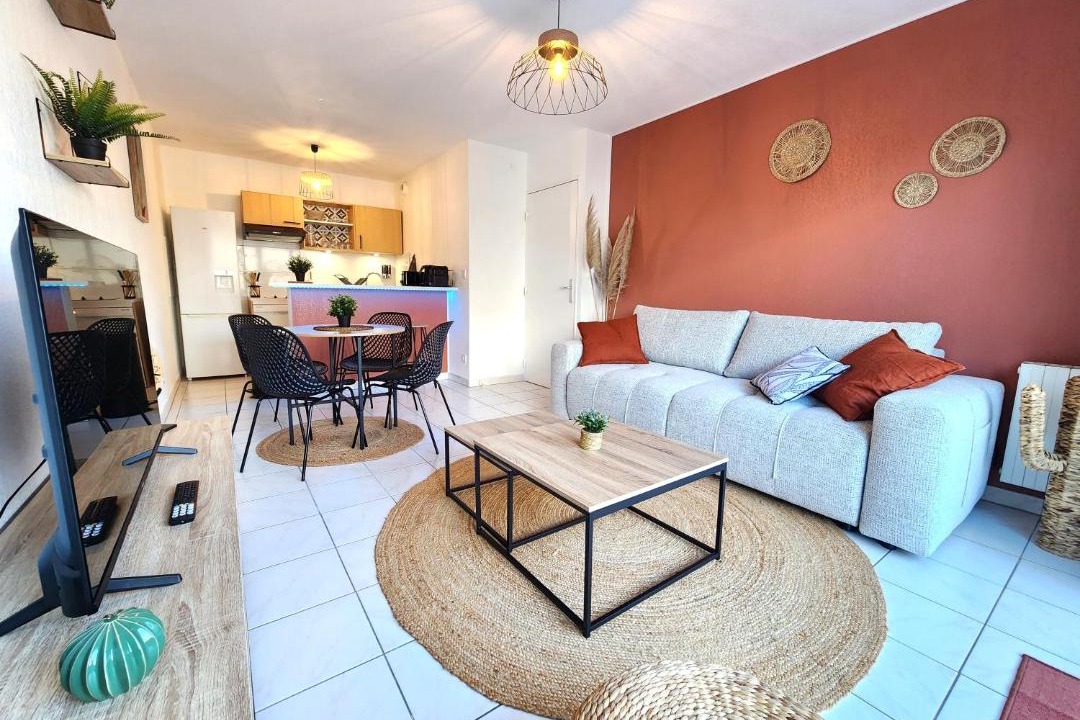 Photo of Livingroom in Begles