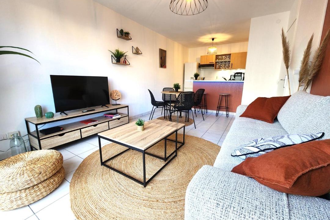 Photo of Livingroom in Begles