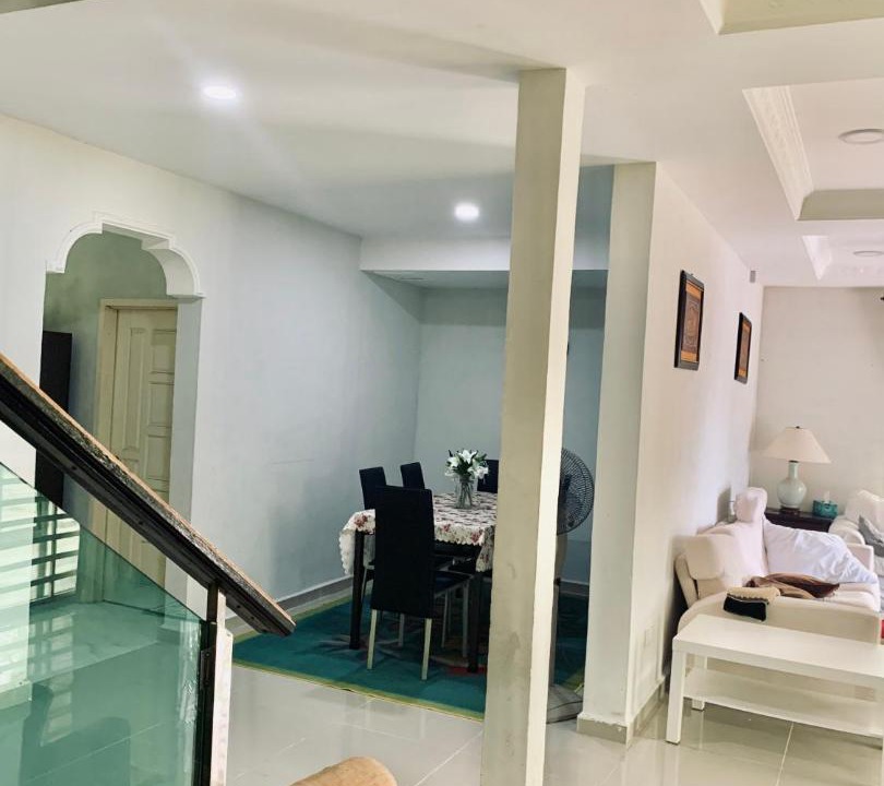 Photo of Others in Manir