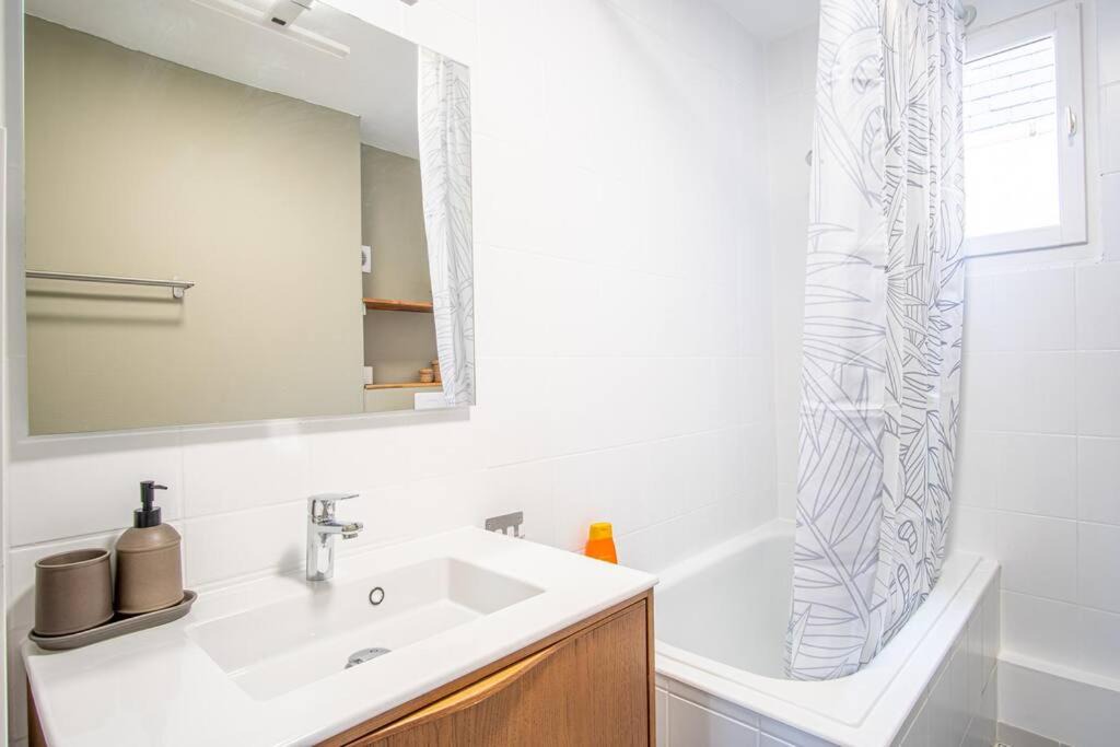 Photo of Others in Anatole France Danton