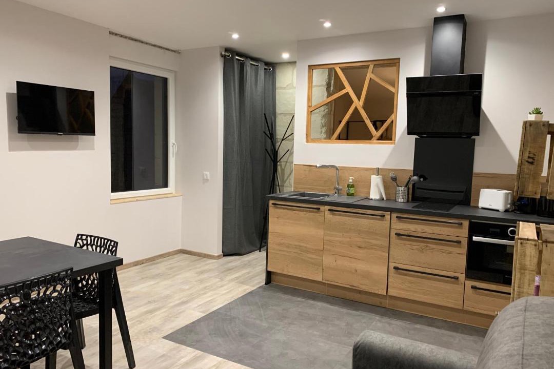 Photo of Others in Avoine