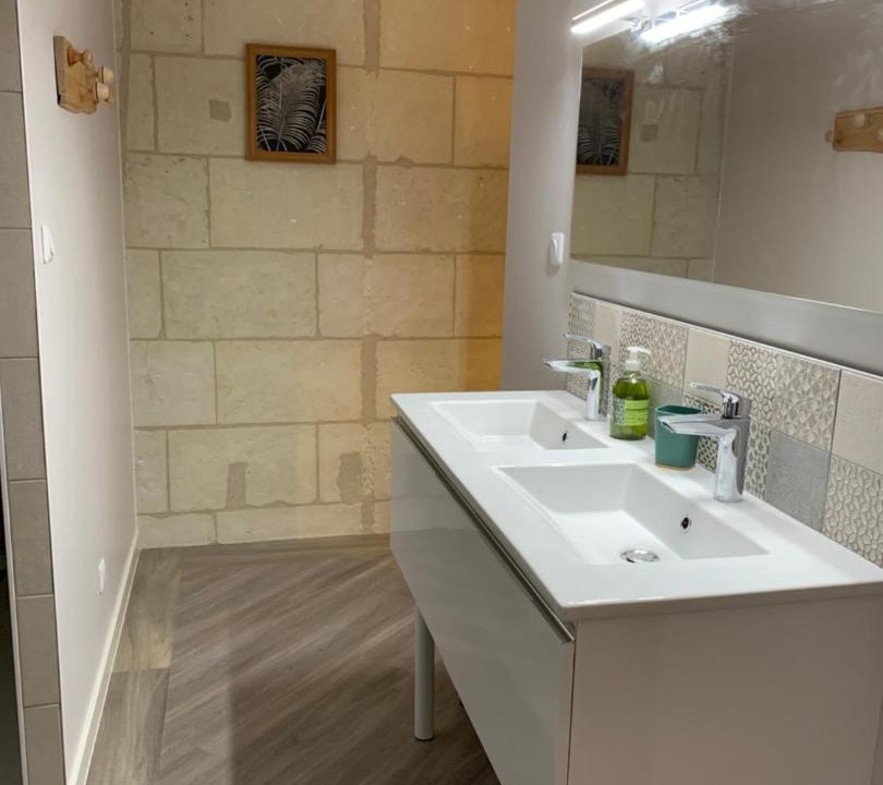 Photo of Bathroom in Avoine