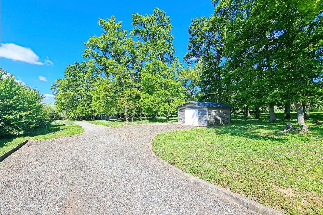 Photo of Others in Houdan