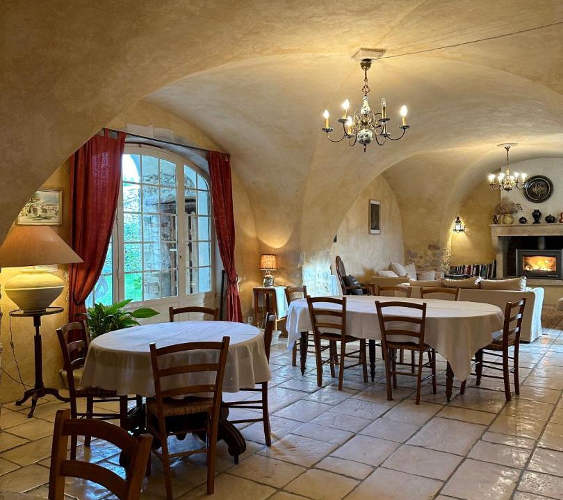 Photo of Others in Espeluche