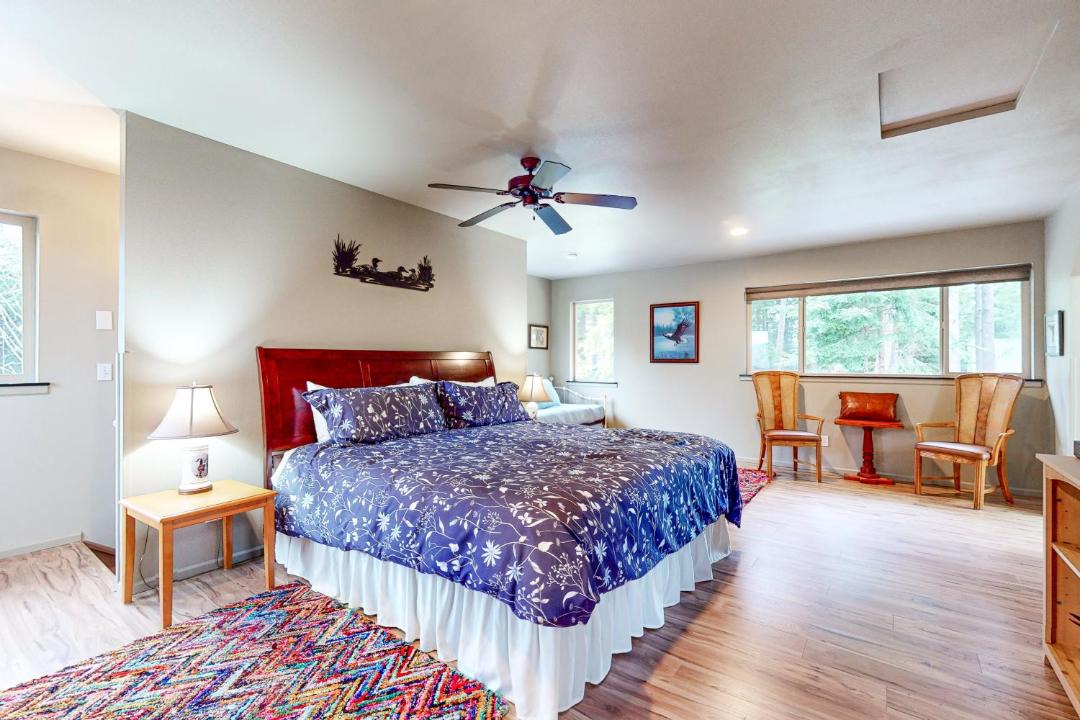 Photo of Bedroom in Ilwaco
