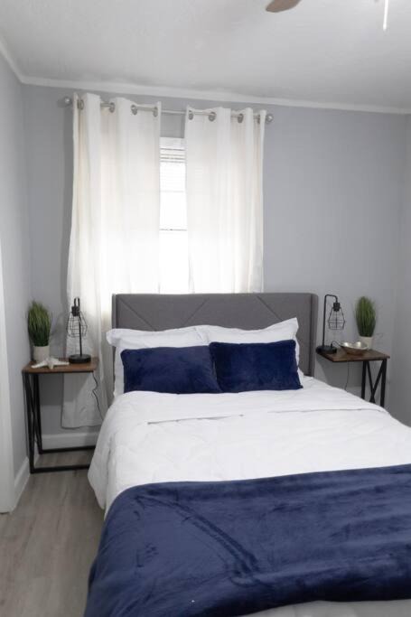 Photo of Bedroom in Hempstead