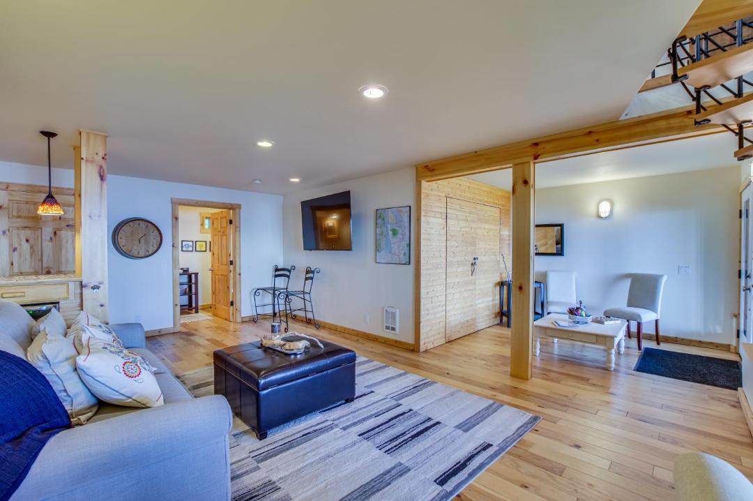 Photo of Livingroom in Everett