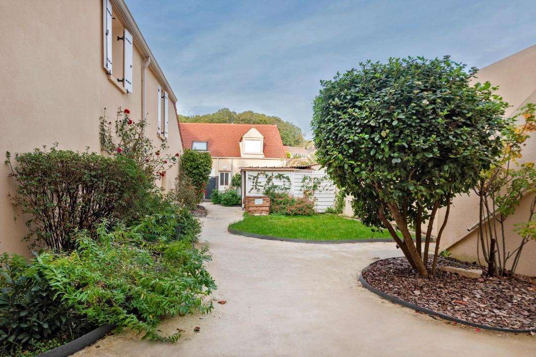 Photo of Others in Marcoussis