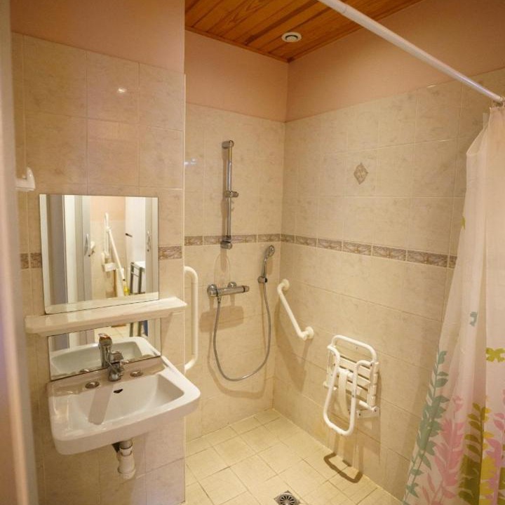 Photo of Others in Hirel