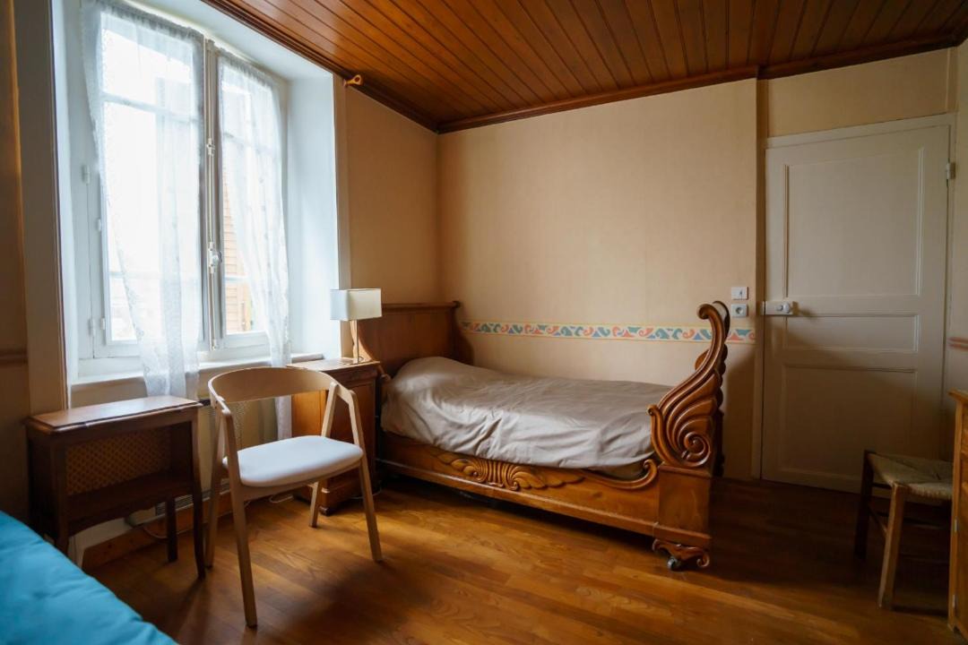 Photo of Bedroom in Hirel