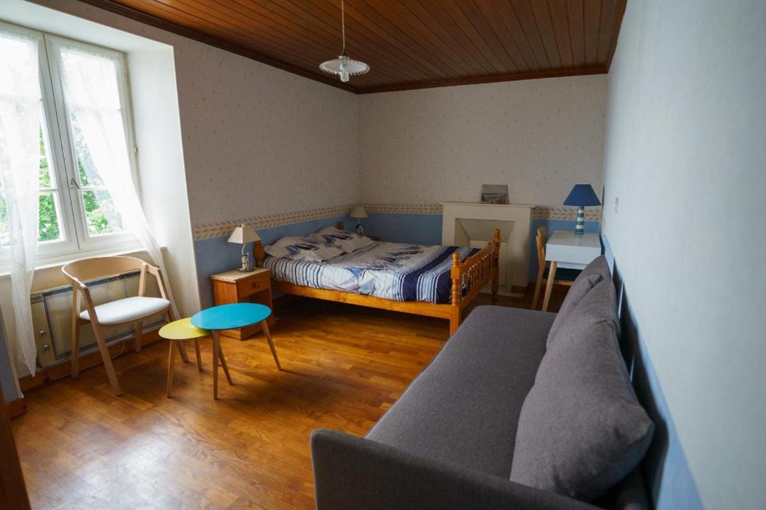 Photo of Others in Hirel