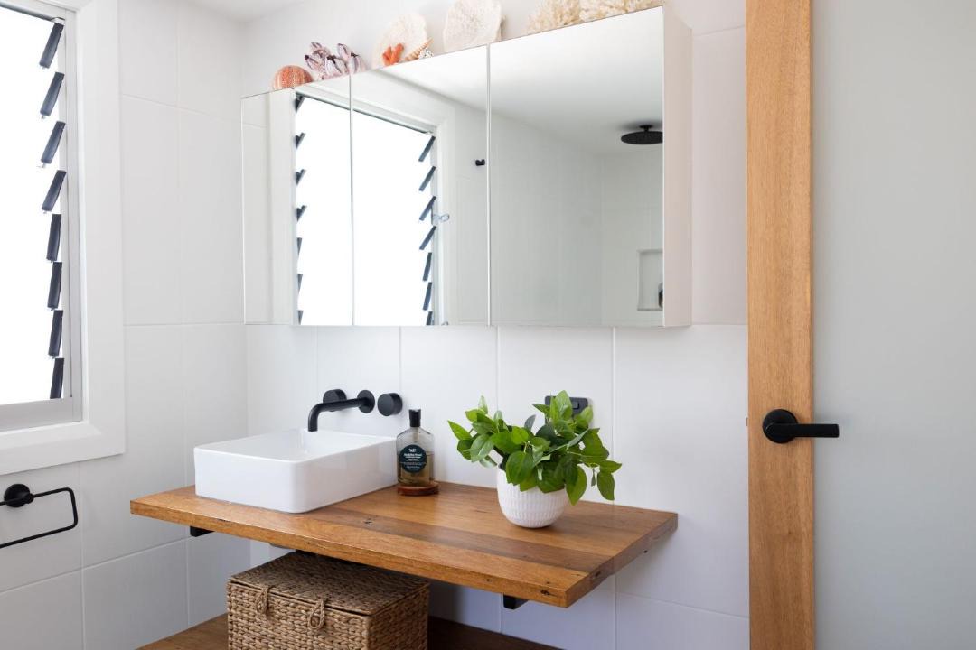 Photo of Bathroom in Narrawallee