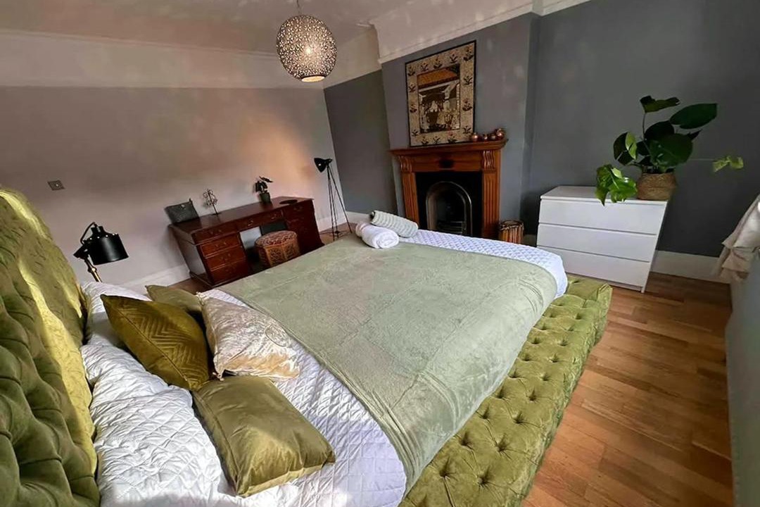 Photo of Others in Watford