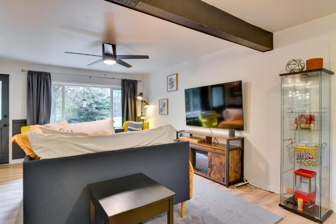 Photo of Livingroom in Longview