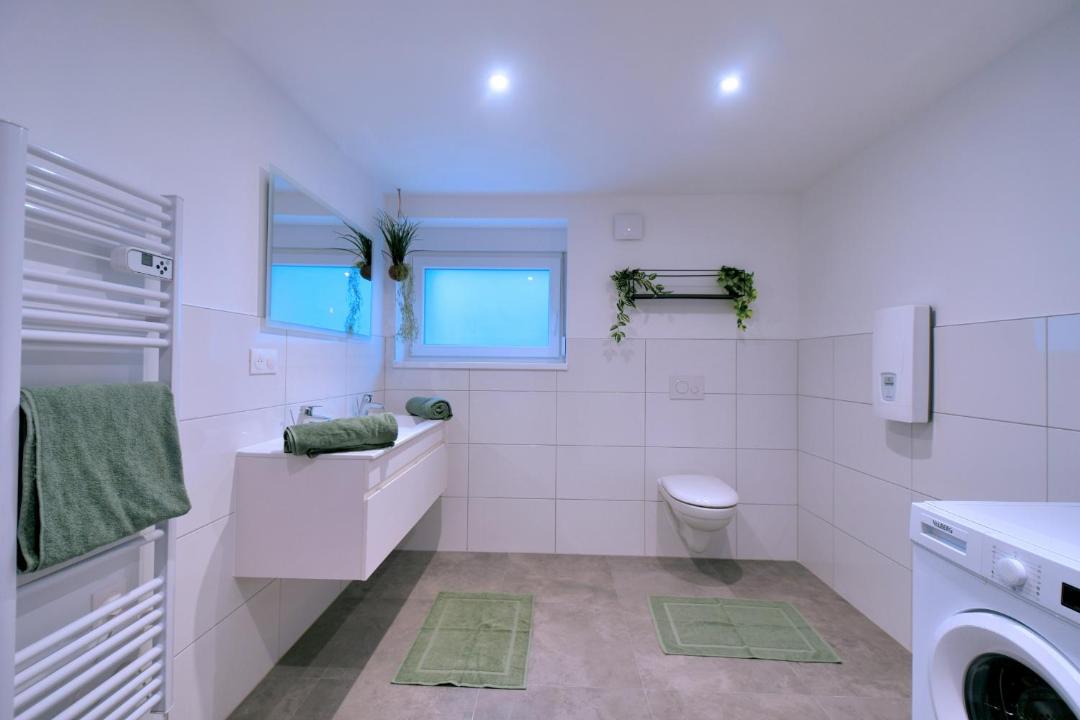 Photo of Others in Roppenheim