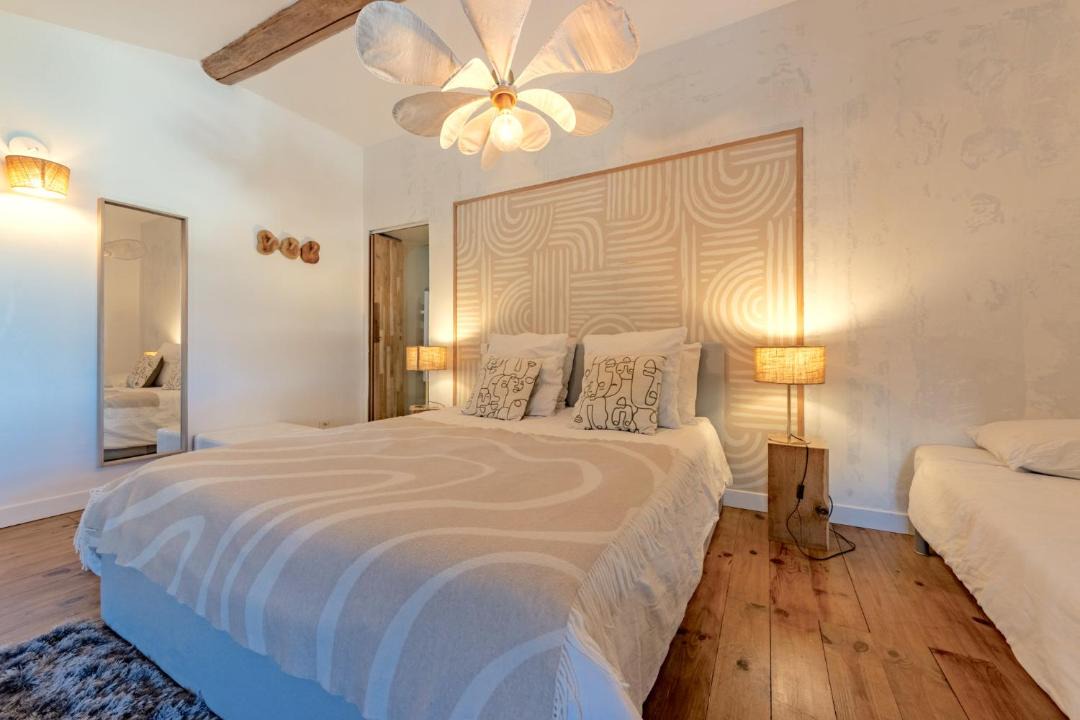 Photo of Others in Castelnau-d'Estretefonds
