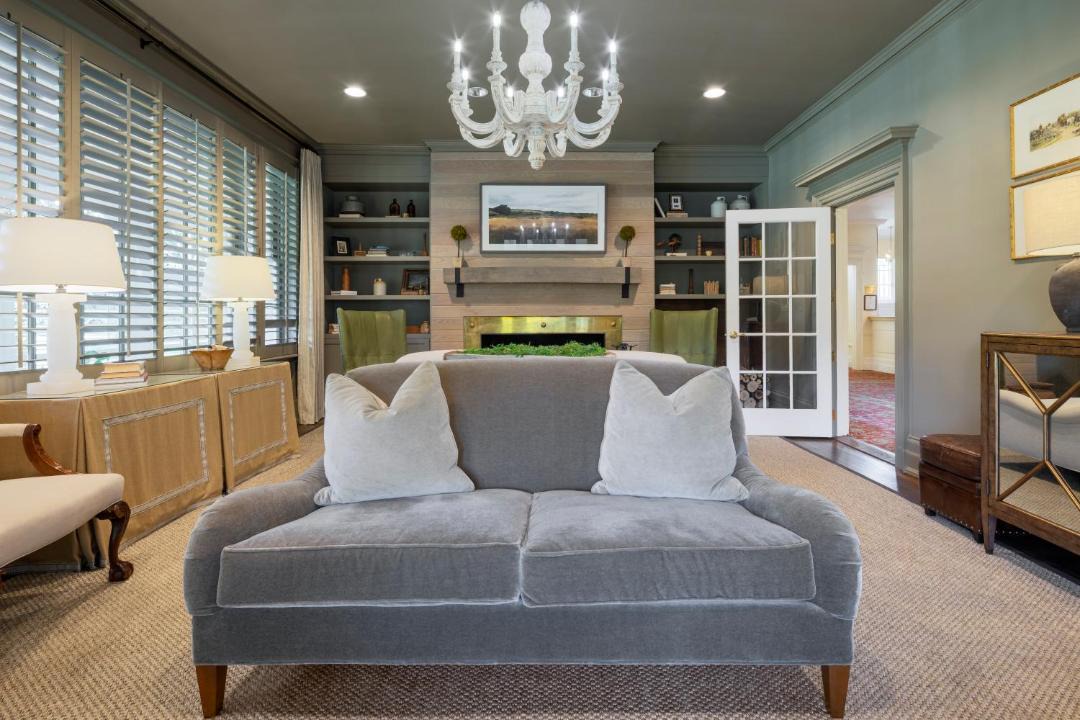 Photo of Livingroom in Warrenton