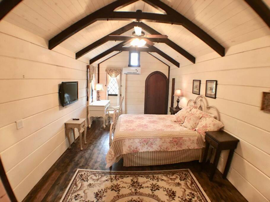 Photo of Bedroom in Sevierville