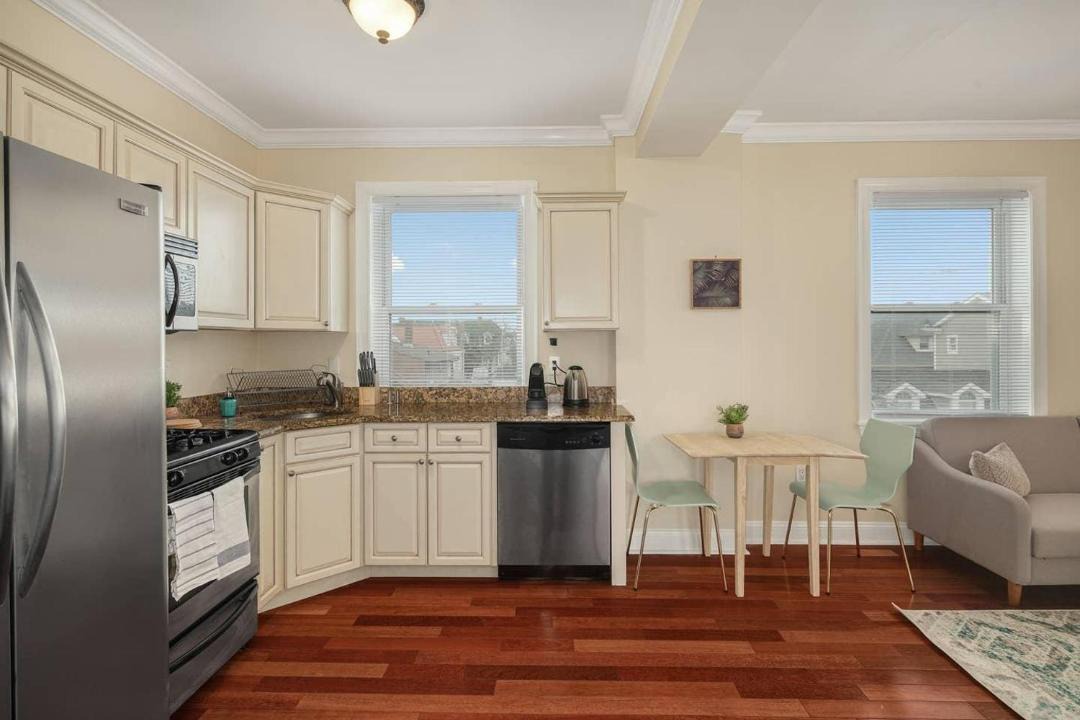 Photo of Others in St. Leonard's Tract