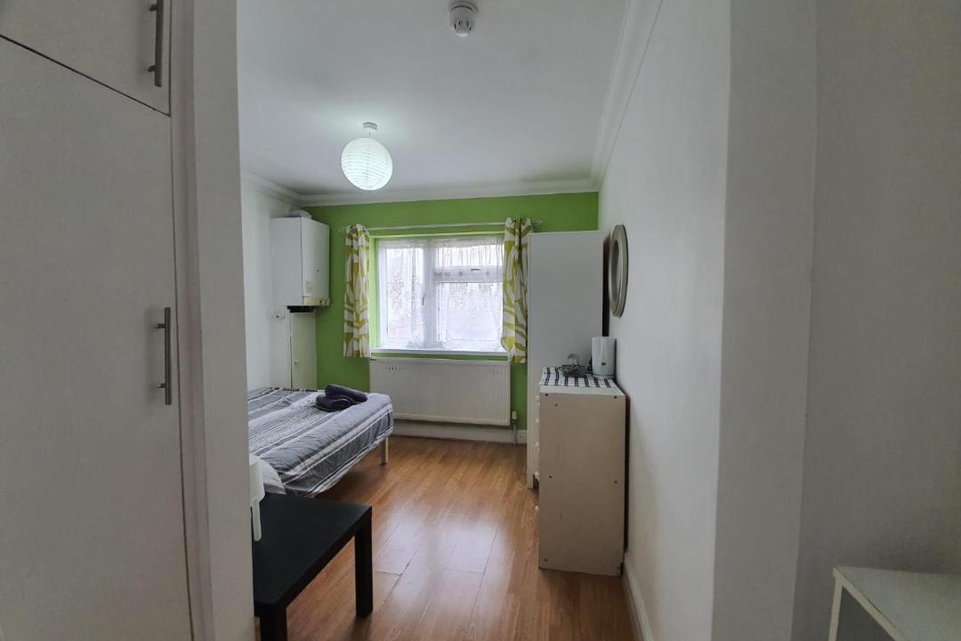 Photo of Others in Seven Kings