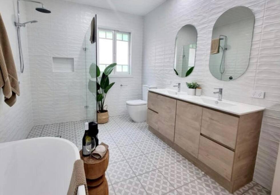 Photo of Others in Manly