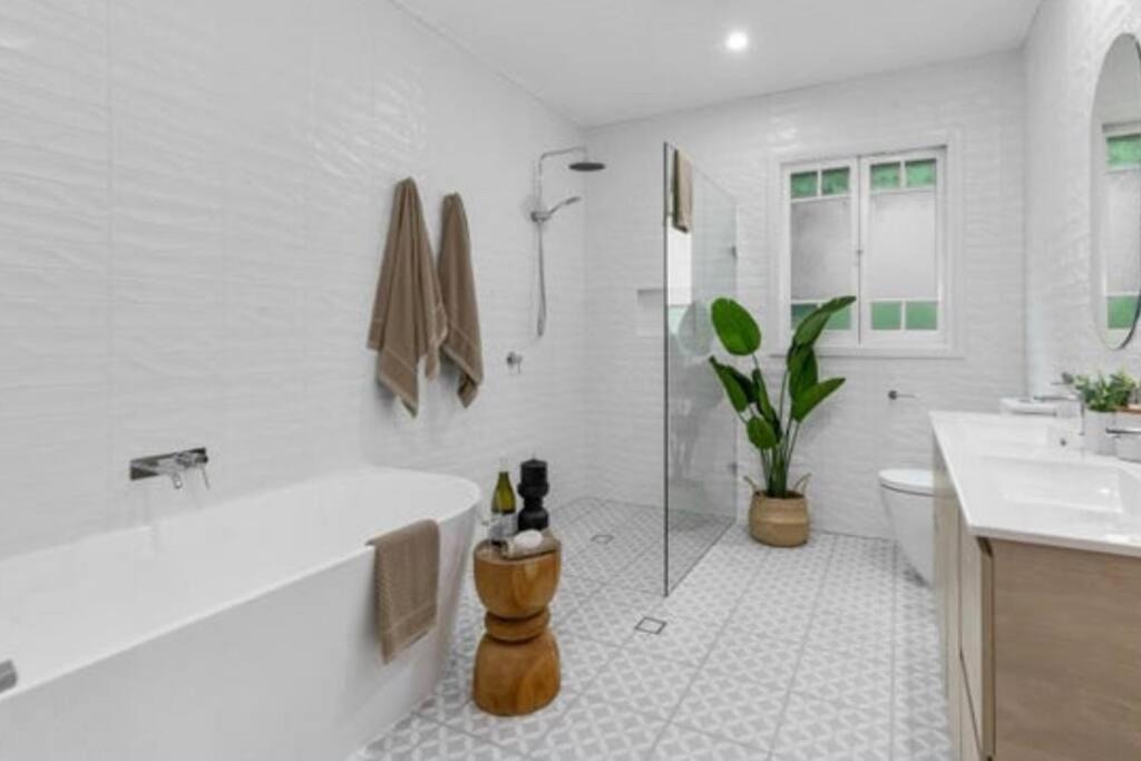 Photo of Others in Manly