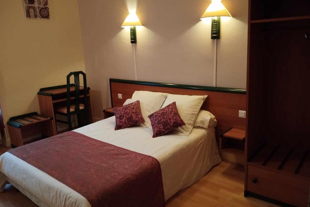 Photo of Bedroom in Prades-d'Aubrac