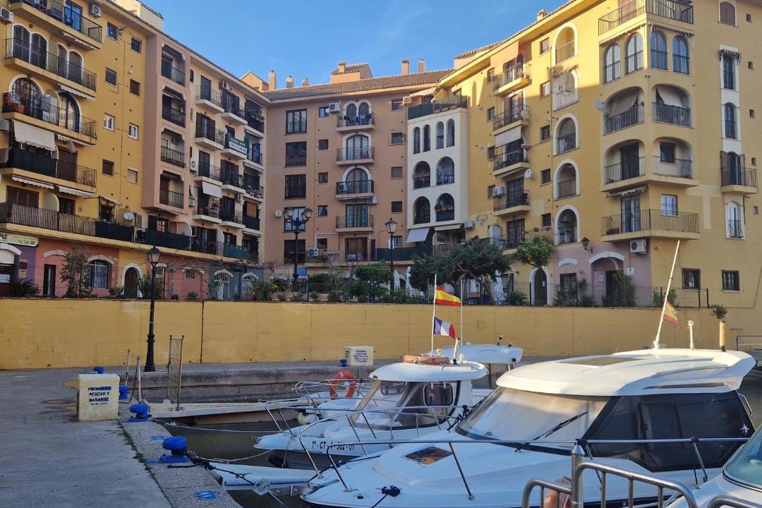 Photo of Buildings in Port Saplaya