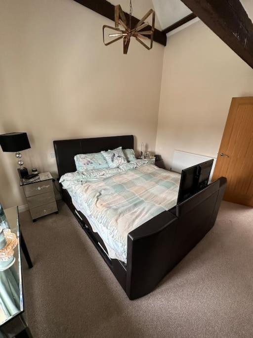 Photo of Others in Aubourn