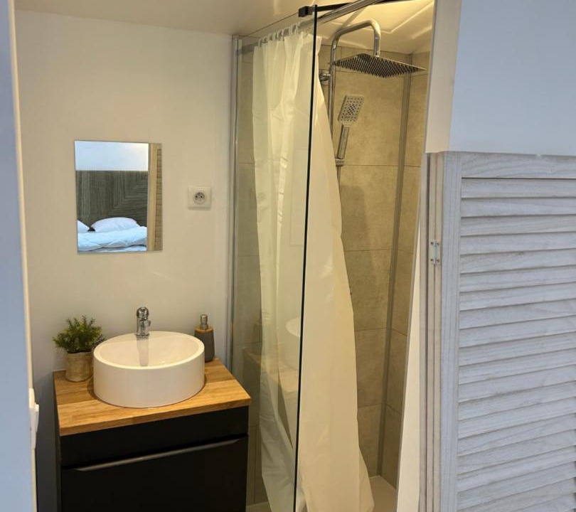 Photo of Bathroom in Pouilly-le-Monial