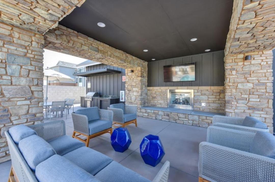 Photo of Others in Tracy