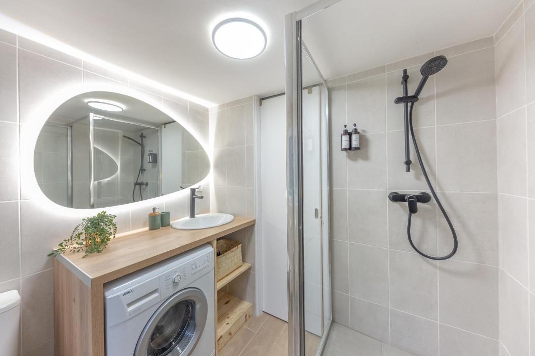 Photo of Others in Les Pavillons-sous-Bois