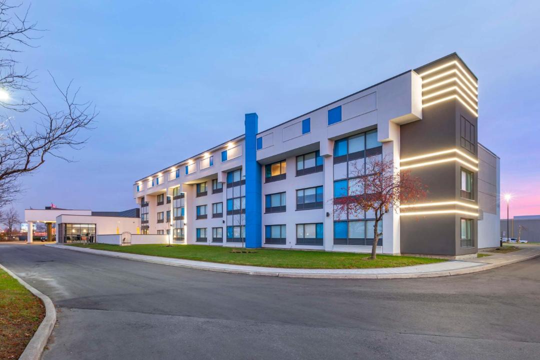 Photo of Buildings in Gateway