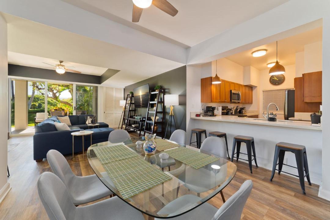 Photo of Livingroom in Waikoloa