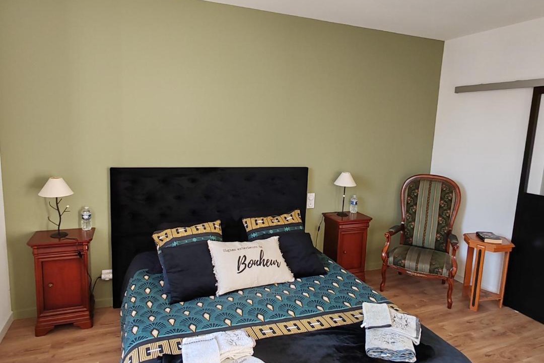 Photo of Others in Mee