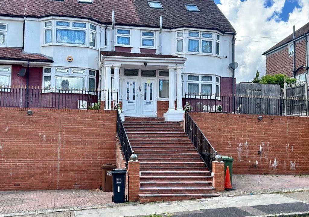 Photo of Others in Whitefoot