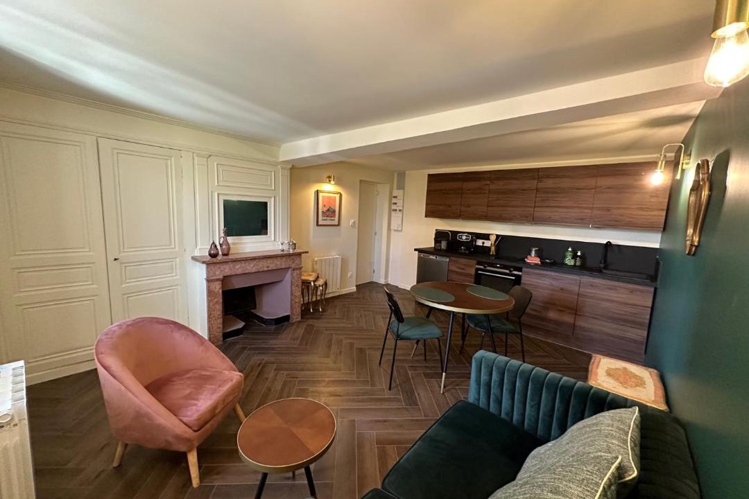 Photo of Others in Romaneche-Thorins