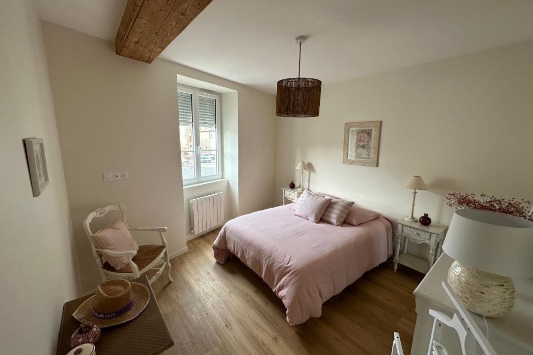 Photo of Others in Romaneche-Thorins