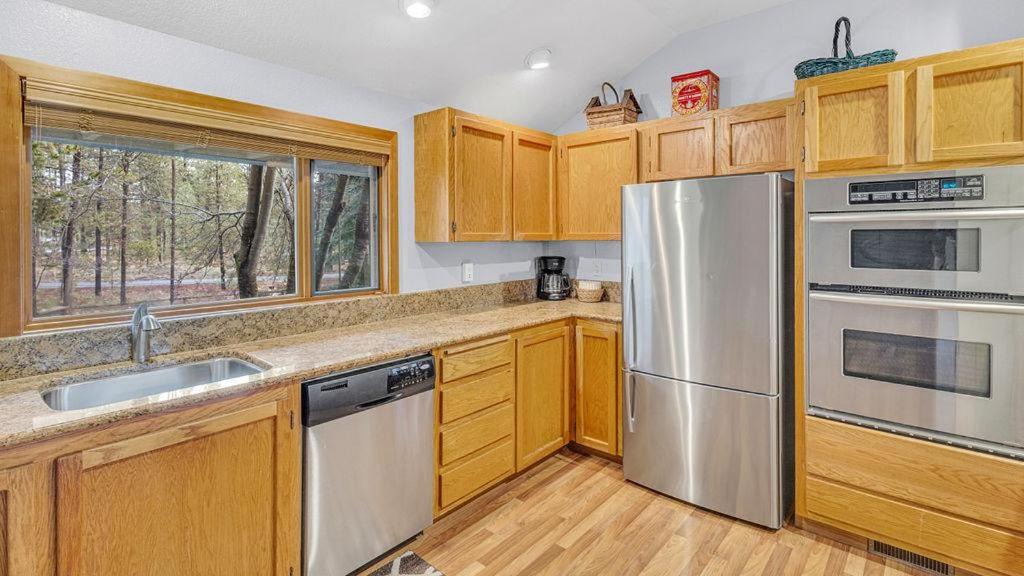 Photo of Kitchen in Sunriver
