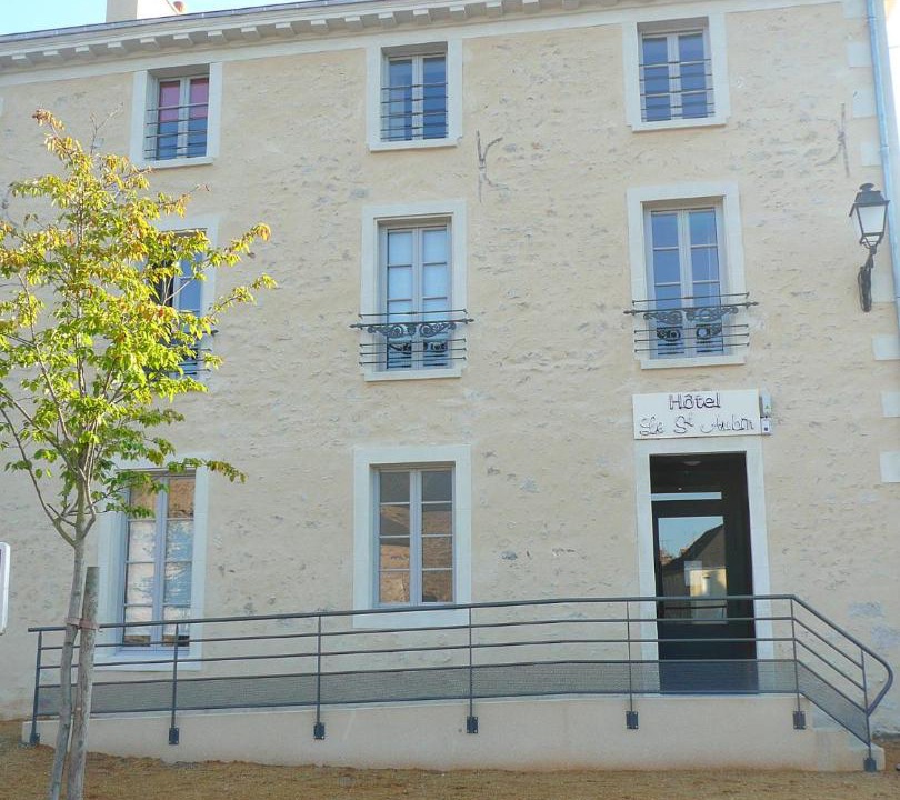 Photo of Others in Cheville