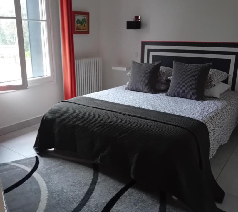 Photo of Others in Provins