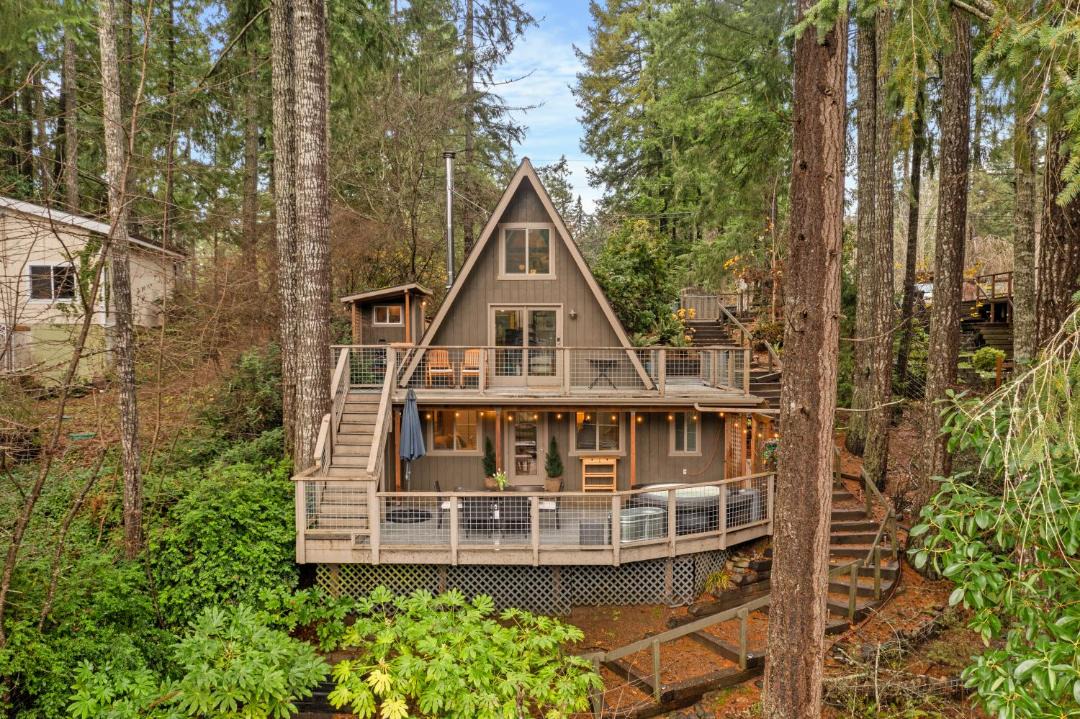 Photo of Others in Burley